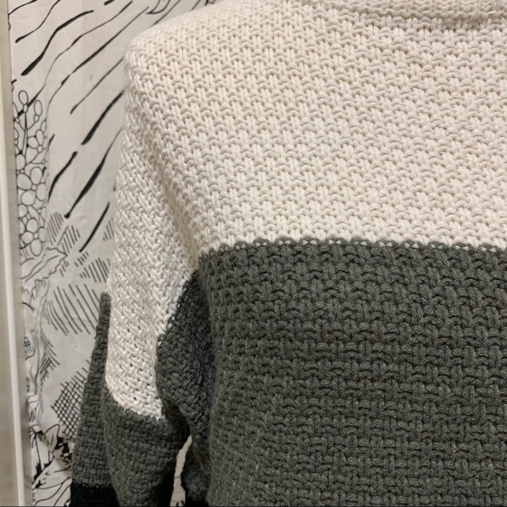 🌈 Amazing minimalist turtleneck - Picture 2 of 11